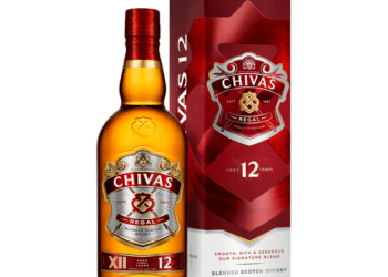Chivas 12 presenta Nueva Botella  