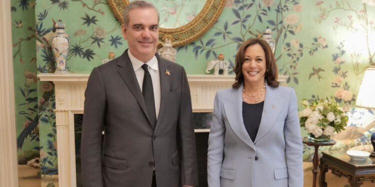 Presidente Abinader se reúne con Vicepresidenta Kamala Harris