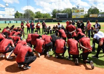 Los Gigantes inician entrenamientos con cerca de 50 jugadores