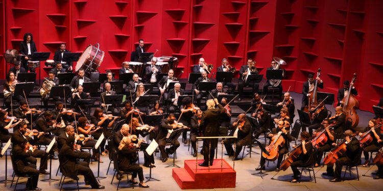 OSN ofrece regio concierto con las "Sinfonías de Shostakovich y Beethoven”