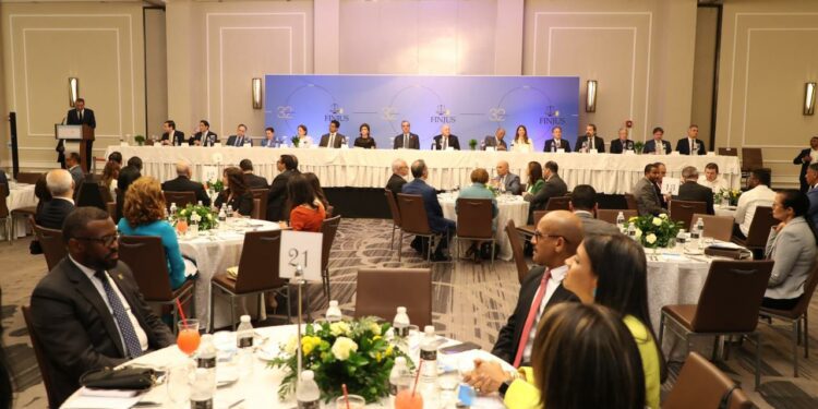 El presidente Abinader instruye consultar sectores para creación de un Ministerio de Justicia