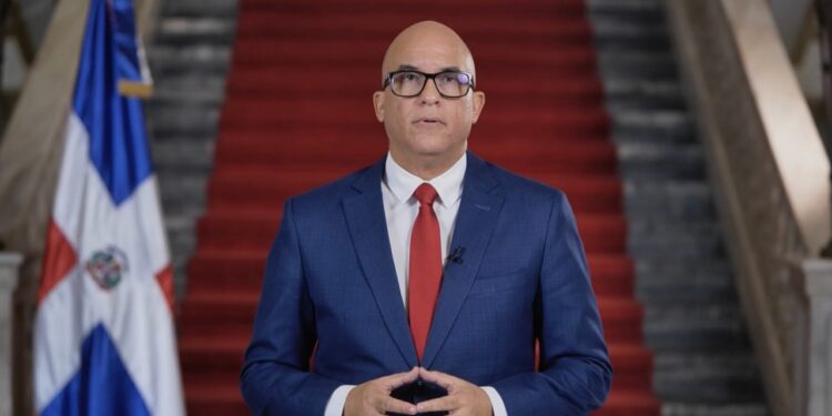 Gobierno creará sistema de transporte gratis beneficiará 2 millones de estudiantes