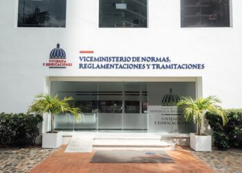 RD proyecta cerrar año con récord de licencias de construcción 