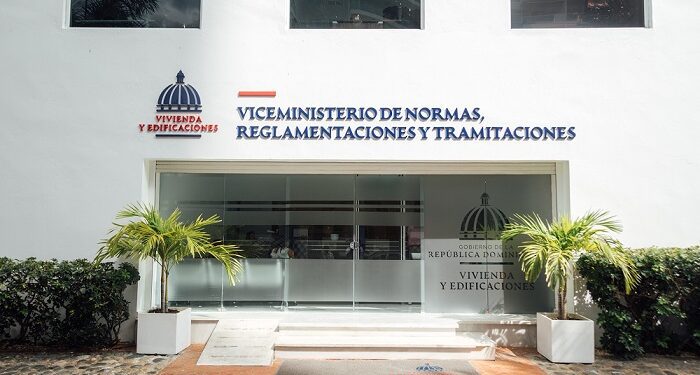 RD proyecta cerrar año con récord de licencias de construcción