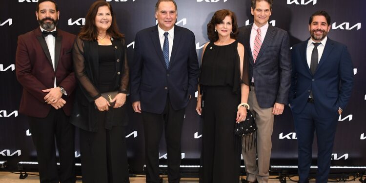 Grupo Viamar presenta la nueva Imagen de su marca KIA