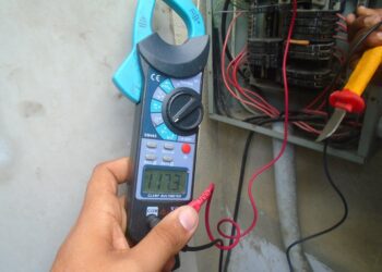 Condenan a tres años de prisión y multa a empresario por fraude eléctrico