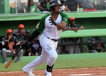 Estrellas vencen a Toros 1-0 en duelo de pitcheo