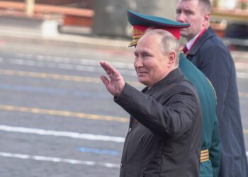 Putin inspecciona entrenamiento de fuerzas recién movilizadas
