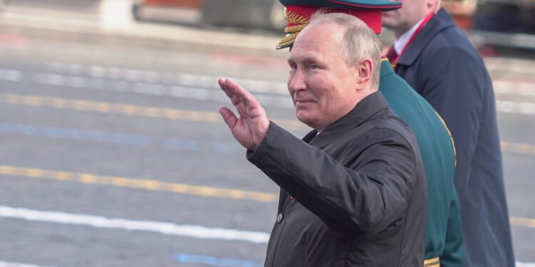 Putin inspecciona entrenamiento de fuerzas recién movilizadas