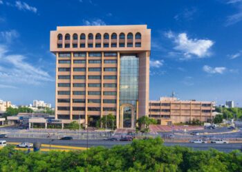 Torre Popular funciona exclusivamente con energía limpia  