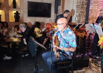 La cultura y el arte brillaron en el Alto Manhattan con Enrique Feliz