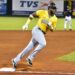 Encarnación jonronea para dar victoria 4-3 a Águilas ante Gigante