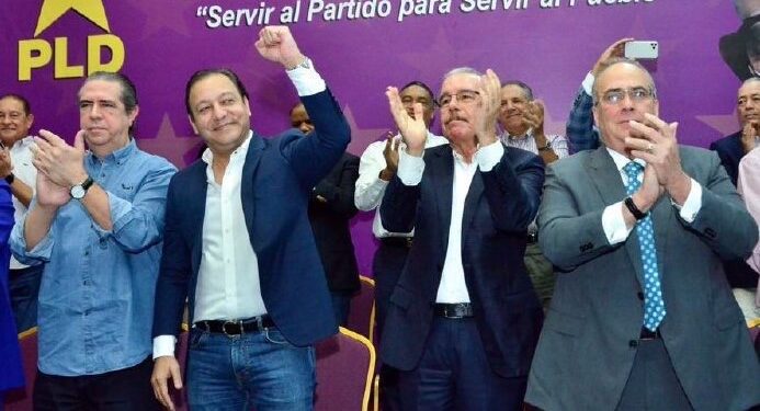 Danilo y Abel juramentan nuevos miembros del PLD el domingo