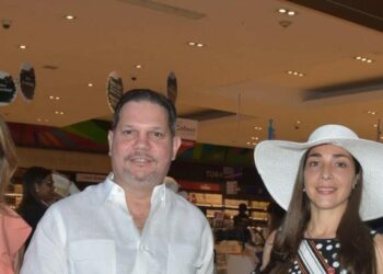 Licor Crema “Morir Soñando” de Miriam Cruz llega a Santiago