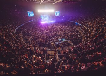 Colombia recibe con alegría la entrega musical de Juan Luis Guerra y 440