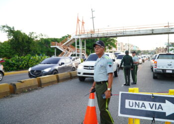 DIGESET habilita vía en contraflujo en calles 25 de febrero y México para desahogar el tránsito