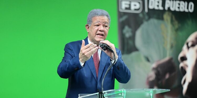 Leonel Fernández participará en encuentro del Grupo Puebla