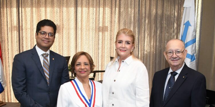 ADOVOHS Realiza 6to. Desayuno-Conferencia de la Confraternidad 