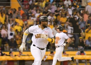 Águilas vencen Leones 3-0 y llegan a 20 victorias￼