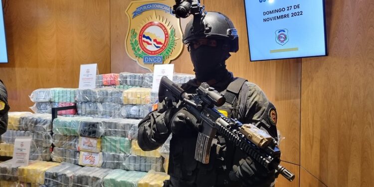 Atrapan tres con 509 paquetes de presunta cocaína en SPM 