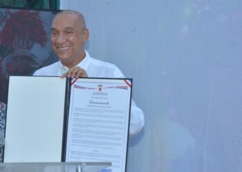 Santiago: Duelo municipal por la muerte de Víctor Erarte