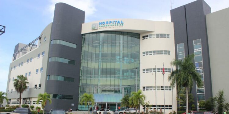 Ney Arias Lora relanza Unidad de Telemedicina y quirófanos inteligentes