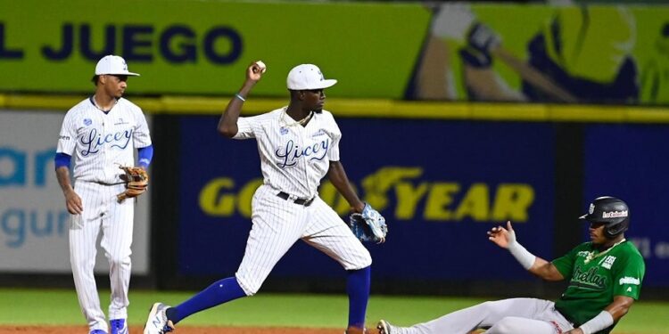 Licey festeja aniversario con blanqueada a Estrellas