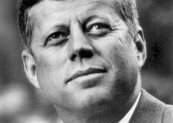 EEUU desclasifica más de 12.000 documentos sobre la muerte de Kennedy