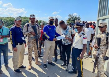 Apresan supuesto integrante de peligrosa banda criminal haitiana “Los 400 Mawozo”