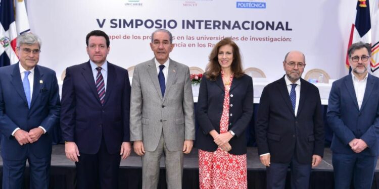 RD: Epicentro de Academia Iberoamericana