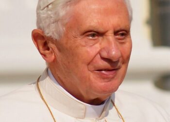 Benedicto XVI, el papa teólogo que revolucionó la Iglesia católica con su renuncia