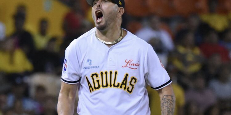 Águilas apalean a Gigantes y Licey vence a Estrellas