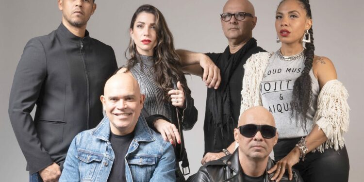 Amaury Sánchez presenta el concierto “Rock Sinfónico” en el Teatro Nacional