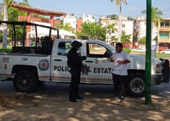 Hombres armados secuestran a más de 30 migrantes México