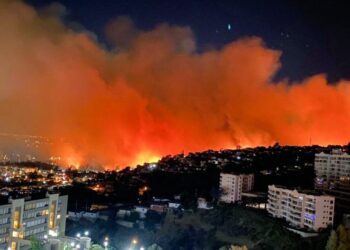 Al menos un muerto y 30 heridos por el incendio en Viña del Mar, en Chile