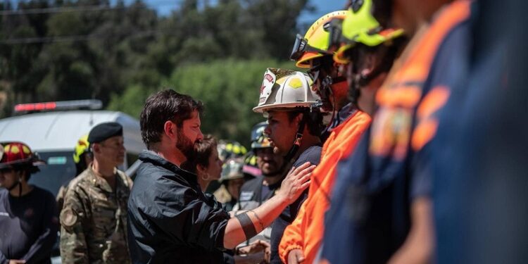 Boric, sobre el incendio en Viña del Mar: "De haber intencionalidad, vamos a mover cielo, mar y tierra"