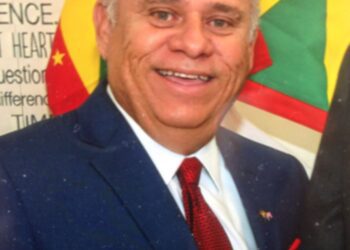 Dominicanos FL de fiesta tras destitución Cónsul