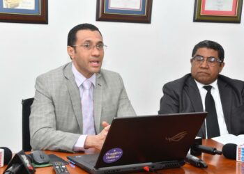 Director PTS desmiente supuestas irregularidades en contratación de programa de inglés