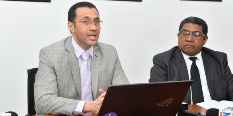 Director PTS desmiente supuestas irregularidades en contratación de programa de inglés