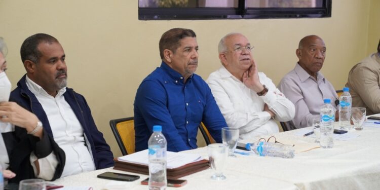 Gobierno subsidiará con RD$ 1,550 millones más a productores arroceros