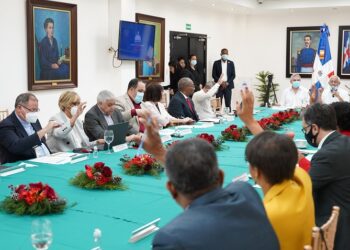 Aprueban docencia será hasta 21 de diciembre; ADP de acuerdo