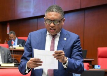 Denuncia Gobierno incrementó la nómina pública en casi 50 mil nuevos puestos