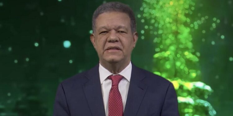 Leonel Fernández abre cuenta oficial de TikTok