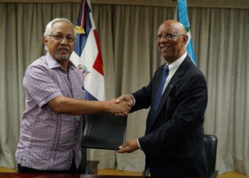 Universidad ISA elaborará libros en ciencias duras para el sistema educativo 