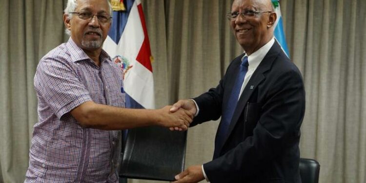 Universidad ISA elaborará libros en ciencias duras para el sistema educativo 