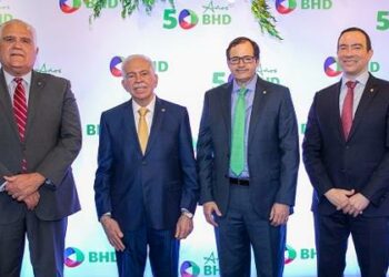 BHD agasaja a clientes en su tradicional “Tardecita Navideña”