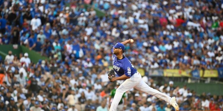 Licey domina la serie final al vencer a las Estrellas Orientales