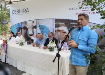 Gobierno apuesta por el desarrollo del sector ganadero; construirá un centro de Biotecnologías