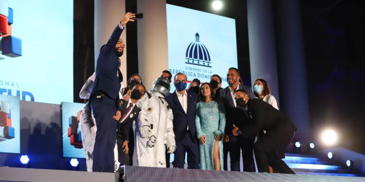 Con diversos actos celebran este martes el Dia Nacional de la Juventud