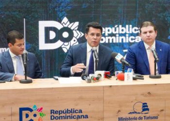 "La Feria más fructífera para RD": Collado  anuncia 3,445 millones de dólares en inversiones en FITUR 